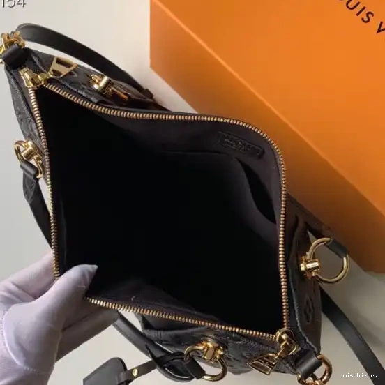 WIS MM V TOTE LOUIS VUITTON 0430